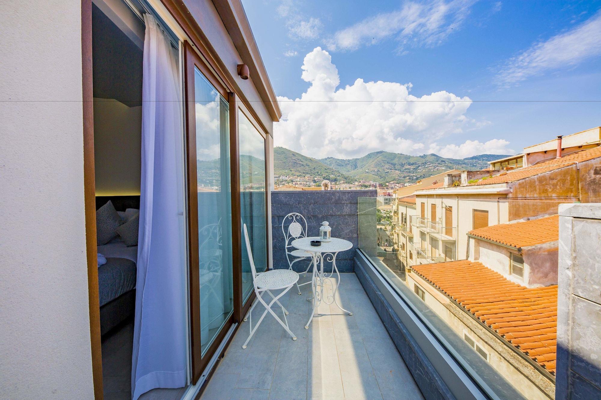 Ossuna Bay Hotel Boutique 체팔루 외부 사진